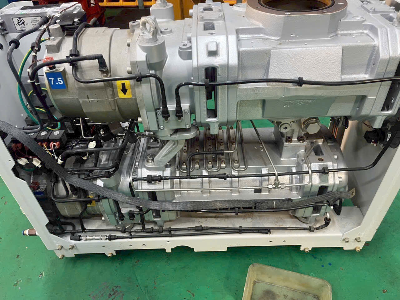 BẢO DƯỠNG BƠM HÚT CHÂN KHÔNG EDWARDS GXS 250/2600